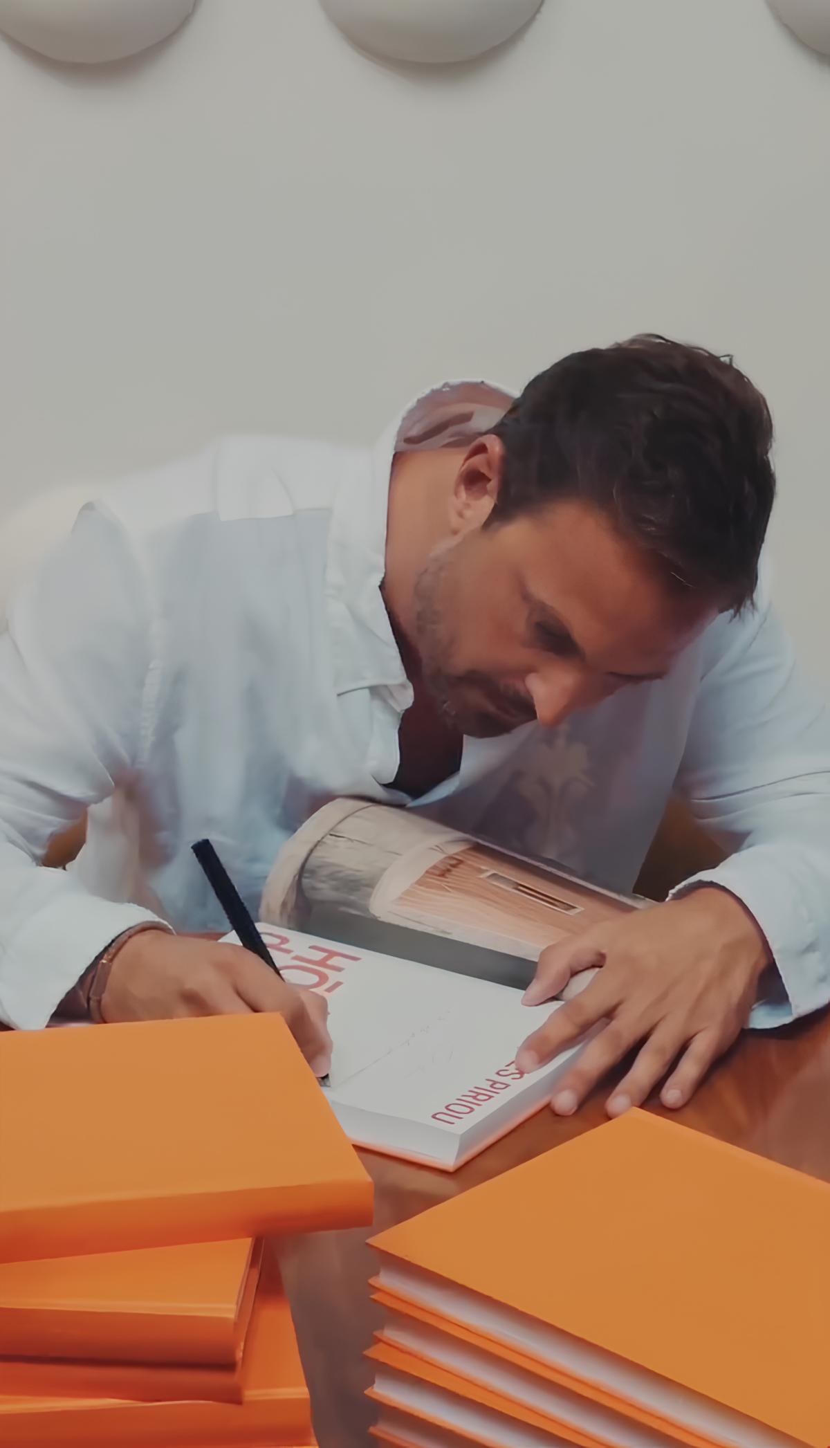 1.75 Paris – Séjournez dans appartements et hôtels élégants - 1.75 Paris cité dans les 50's Best HOTELS DE PARIS, par Charles Piriou